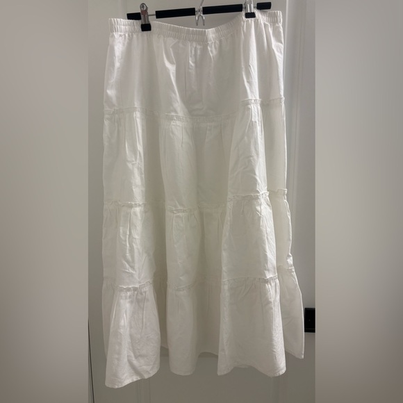 White Tiered Midi Skirt - Picture 1 of 2